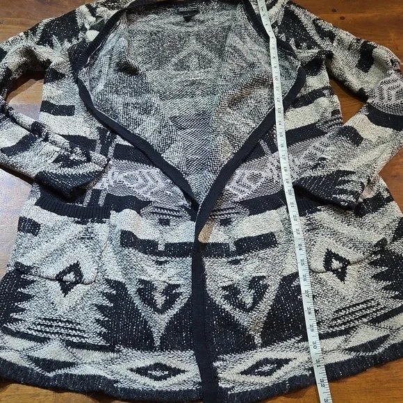 Lucky Brand Black & Cream Southwestern Open Cardigan Sweater Size Large - Picture 5 of 9